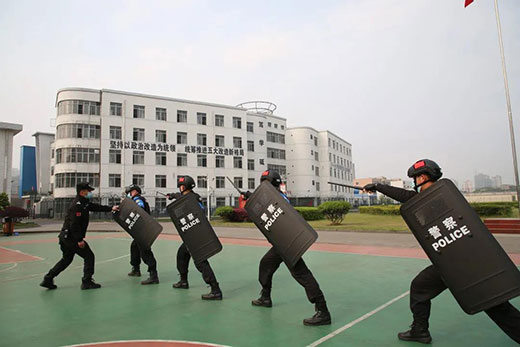 怀化监狱：战疫中移动的蓝色警戒线